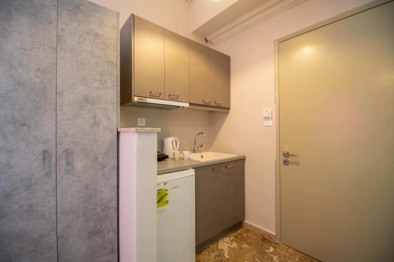 Mare Dentro Kalamaki Beachroad Apts By "Elite" エクステリア 写真